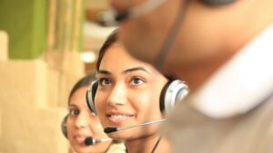 Formation IA relation client pour améliorer la qualité des réponses et le suivi des demandes